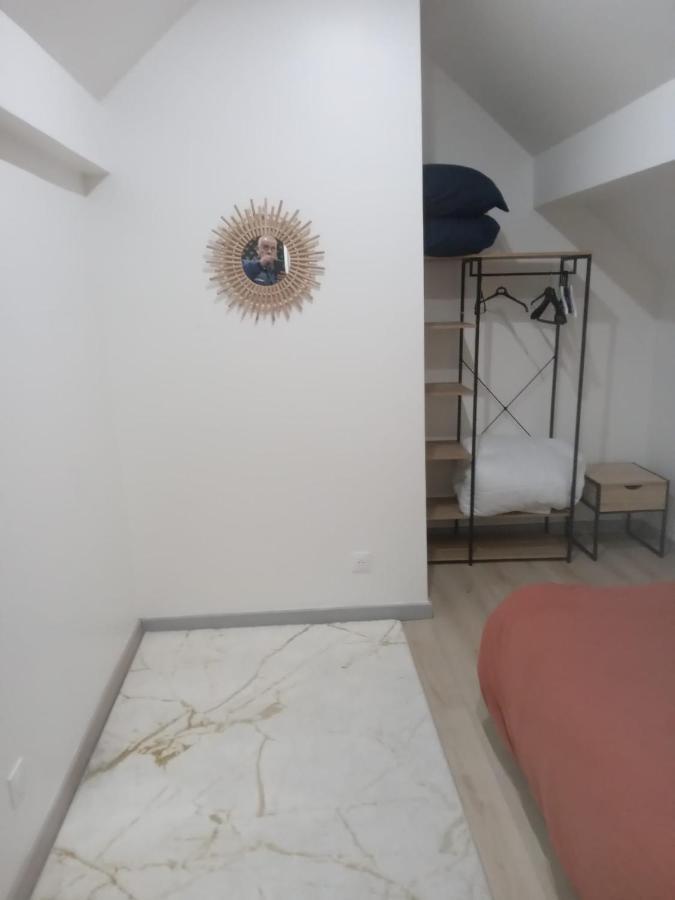 Joli Appartement De Vacances 에쿠엥 외부 사진