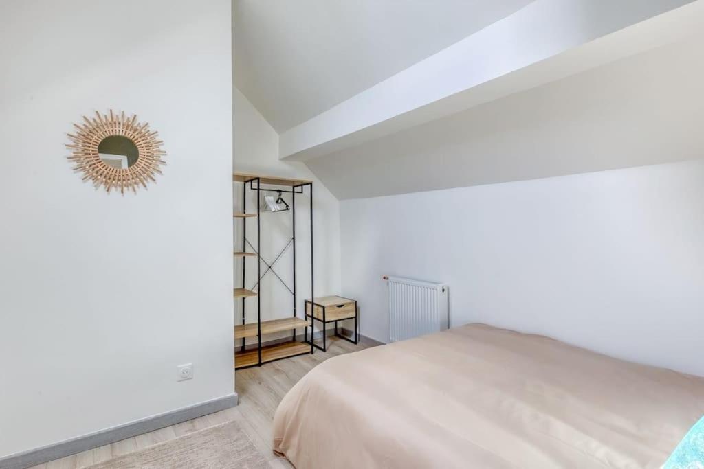 Joli Appartement De Vacances 에쿠엥 외부 사진